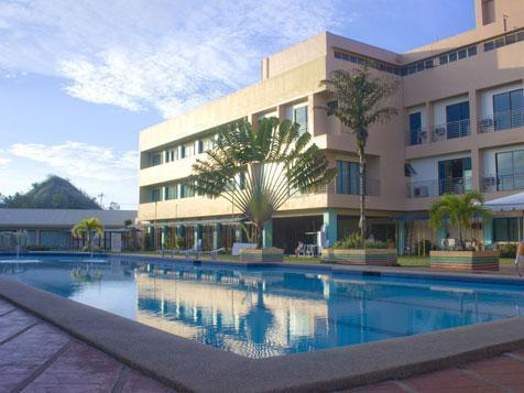 Philippine Gateway Hotel Суригао Екстериор снимка